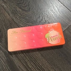 🍑 Too Faced Sweet Peach Eyeshadow Palette 🍑